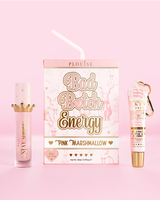 Duo de lèvres à la guimauve rose 'Bad Bitch Energy' de P.Louise sur fond rose