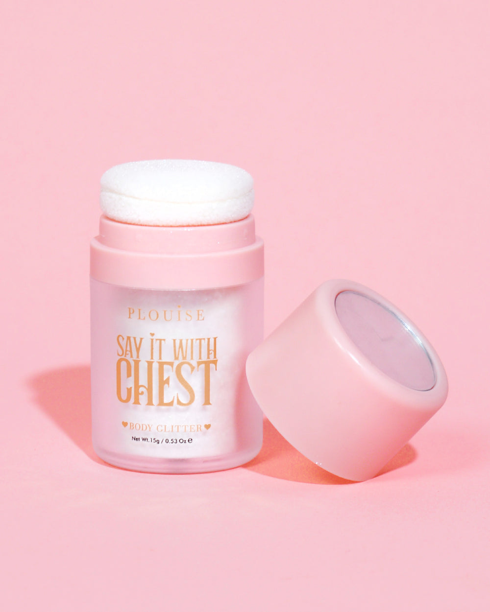 Zeg het met losse bodyglitter op de borst